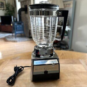 Vintage Sears Lady Kenmore 600 Chrome 8 Speed Blender Light Blue - Works